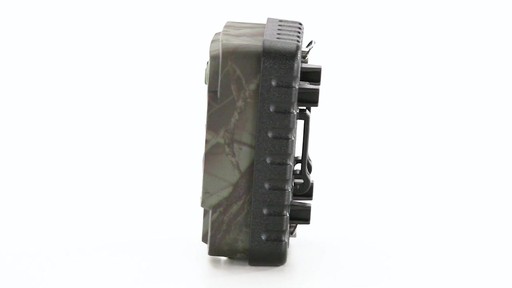 Recon Outdoors HS120 Trail/Game Camera Extended IR Flash 8MP 360 View - image 4 from the video
